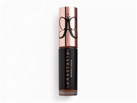 Say goodbye to redness with Deluxe magic touch concealer